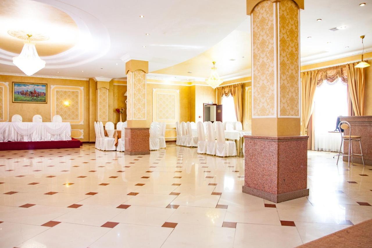 Ak Samal Hotel Karaganda Exterior photo